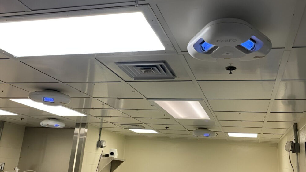 Ультрафіолетове світло (far-UVC) може безперервно знищувати віруси у приміщенні, де перебувають люди. Дослідження